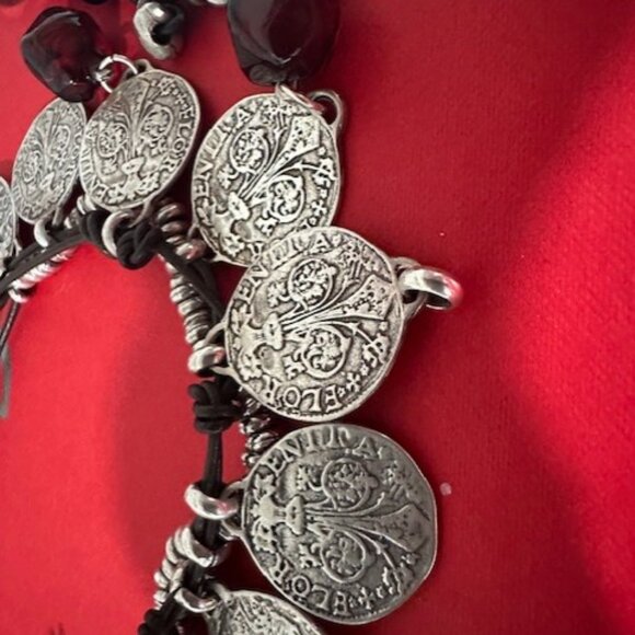 UNO de 50 long necklace with coins and beads on brown leather rope - Picture 5 of 6